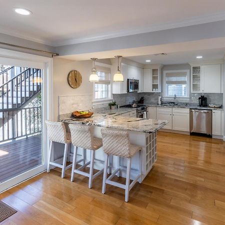 The Newport Lofts - 617 Thames Street Apartment Bagian luar foto
