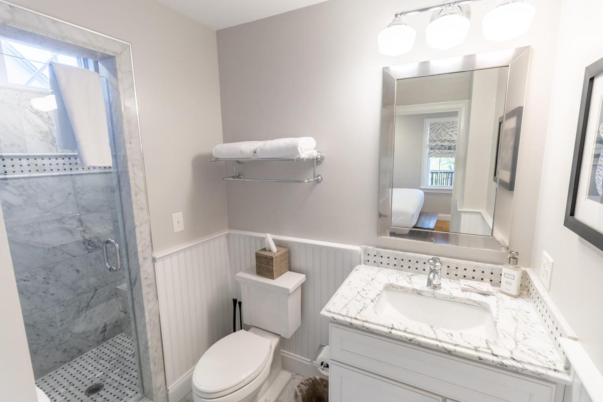 The Newport Lofts - 617 Thames Street Apartment Bagian luar foto