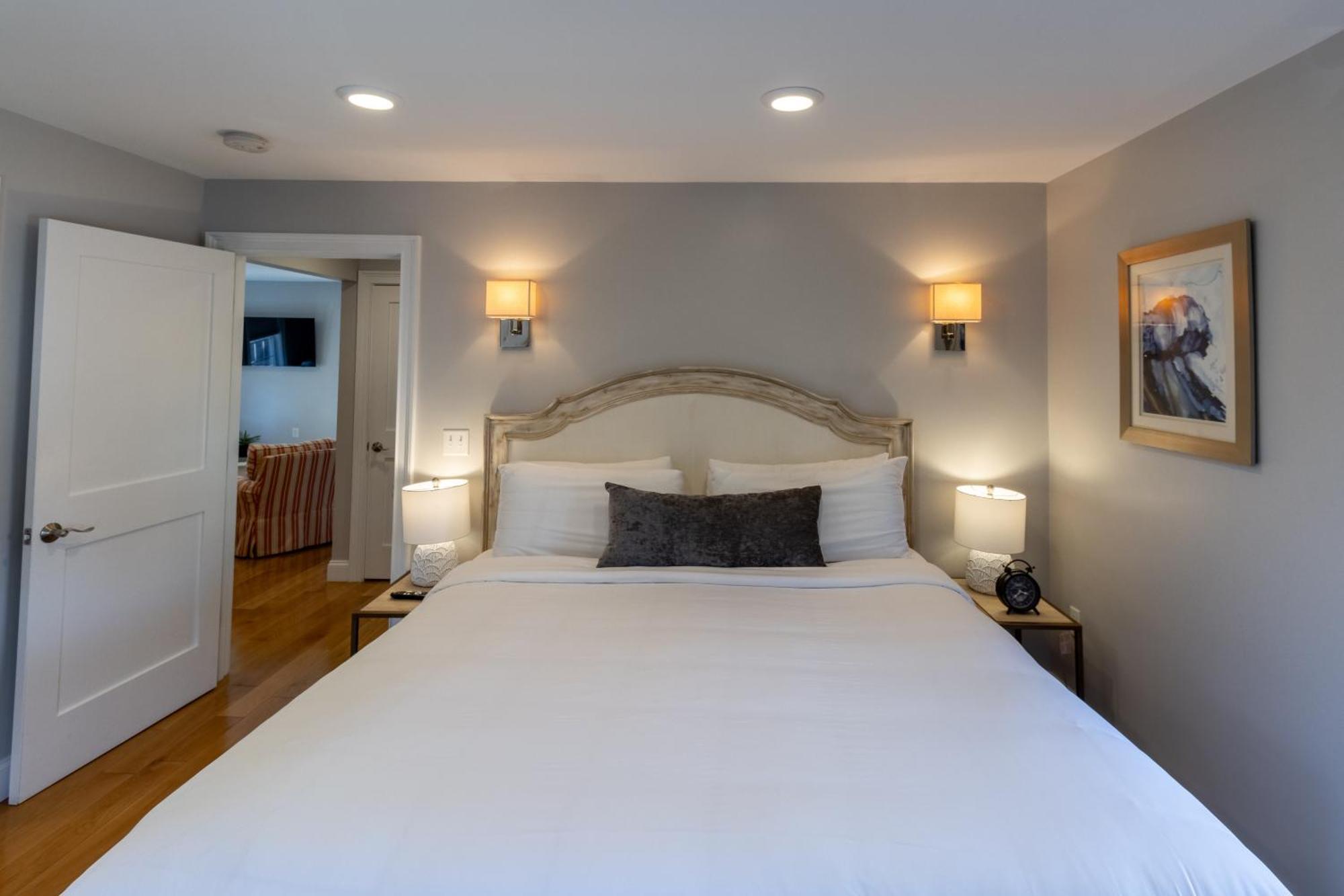 The Newport Lofts - 617 Thames Street Apartment Bagian luar foto