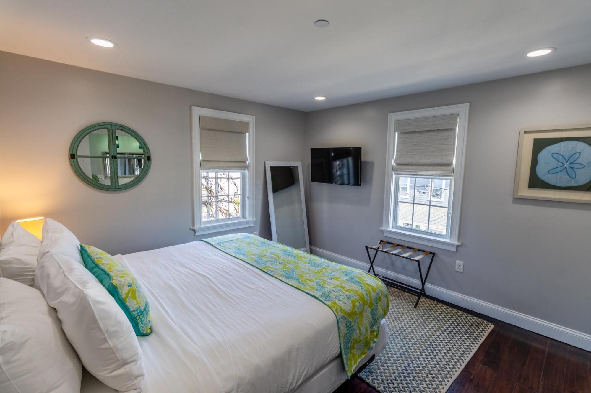 The Newport Lofts - 617 Thames Street Apartment Bagian luar foto