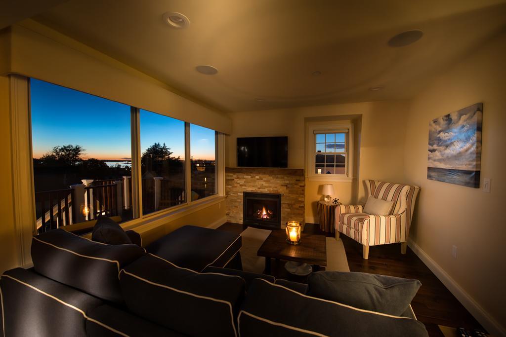 The Newport Lofts - 617 Thames Street Apartment Bagian luar foto